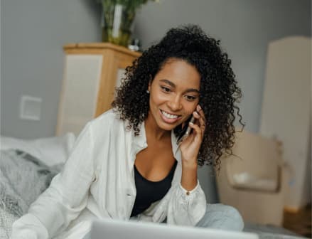 A volunteering recipient on a call with a volunteer opportunity provider.